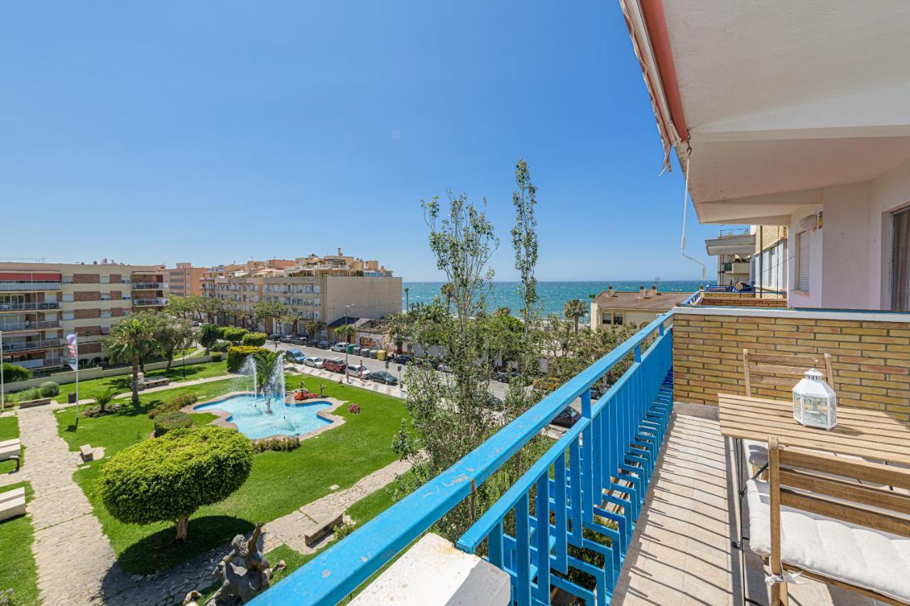 Wintowinrentals Vista Al Mar En Pleno Centro Rincón de la Victoria Extérieur photo